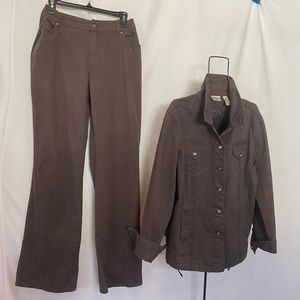 Chicos vintage 2 piece Jean jacket Sz 2 Jean pants 2.5  brown  rhinestone VGC